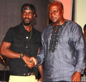 I’ll join Sarkodie and Yvonne Nelson for the #DumsorMustStop Demo – President Mahama